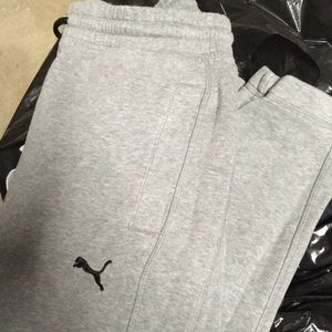 Men’s sweat pants size M